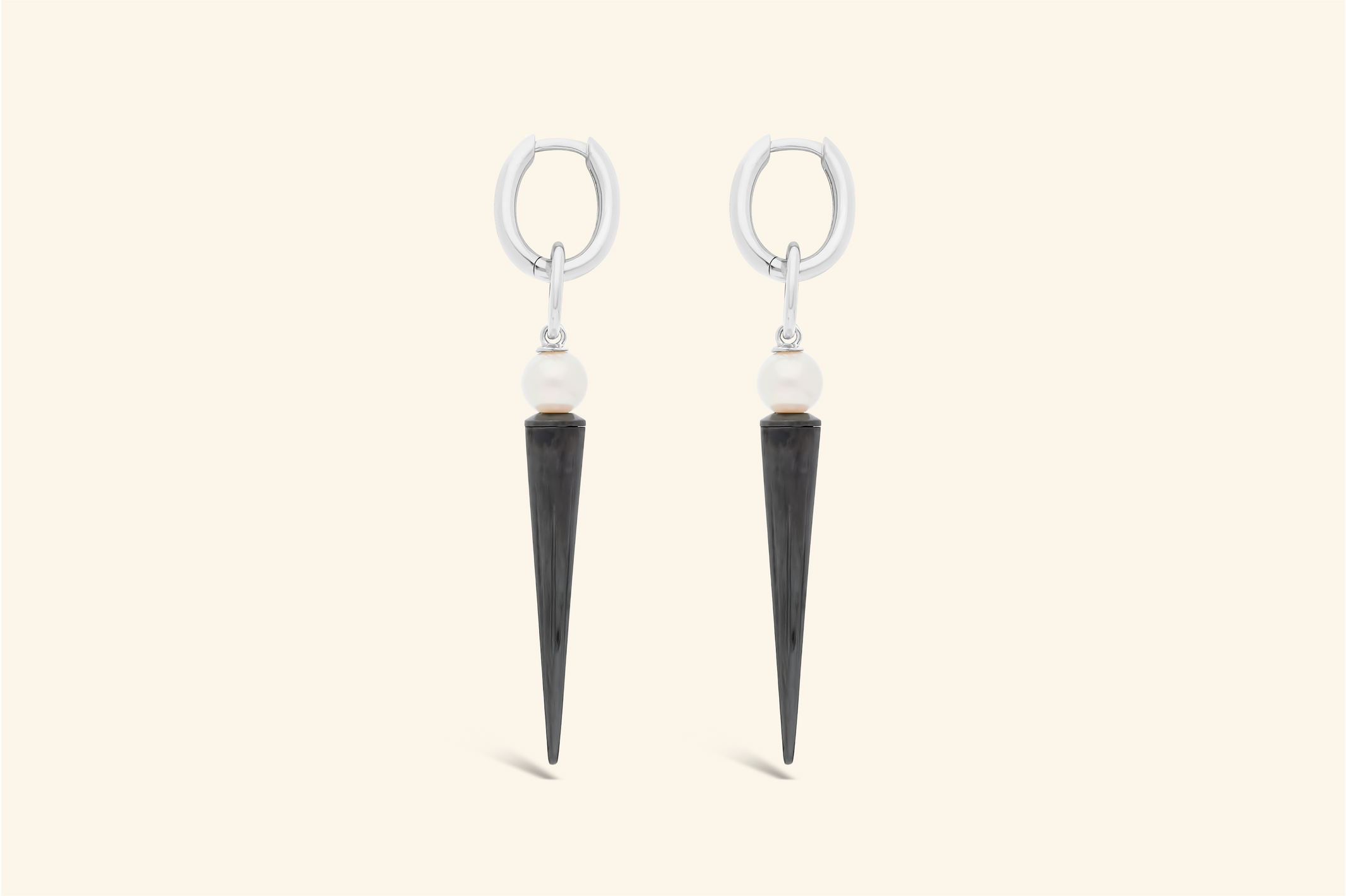 Boucles d'oreilles Pampille, argent et argent noirci, perles