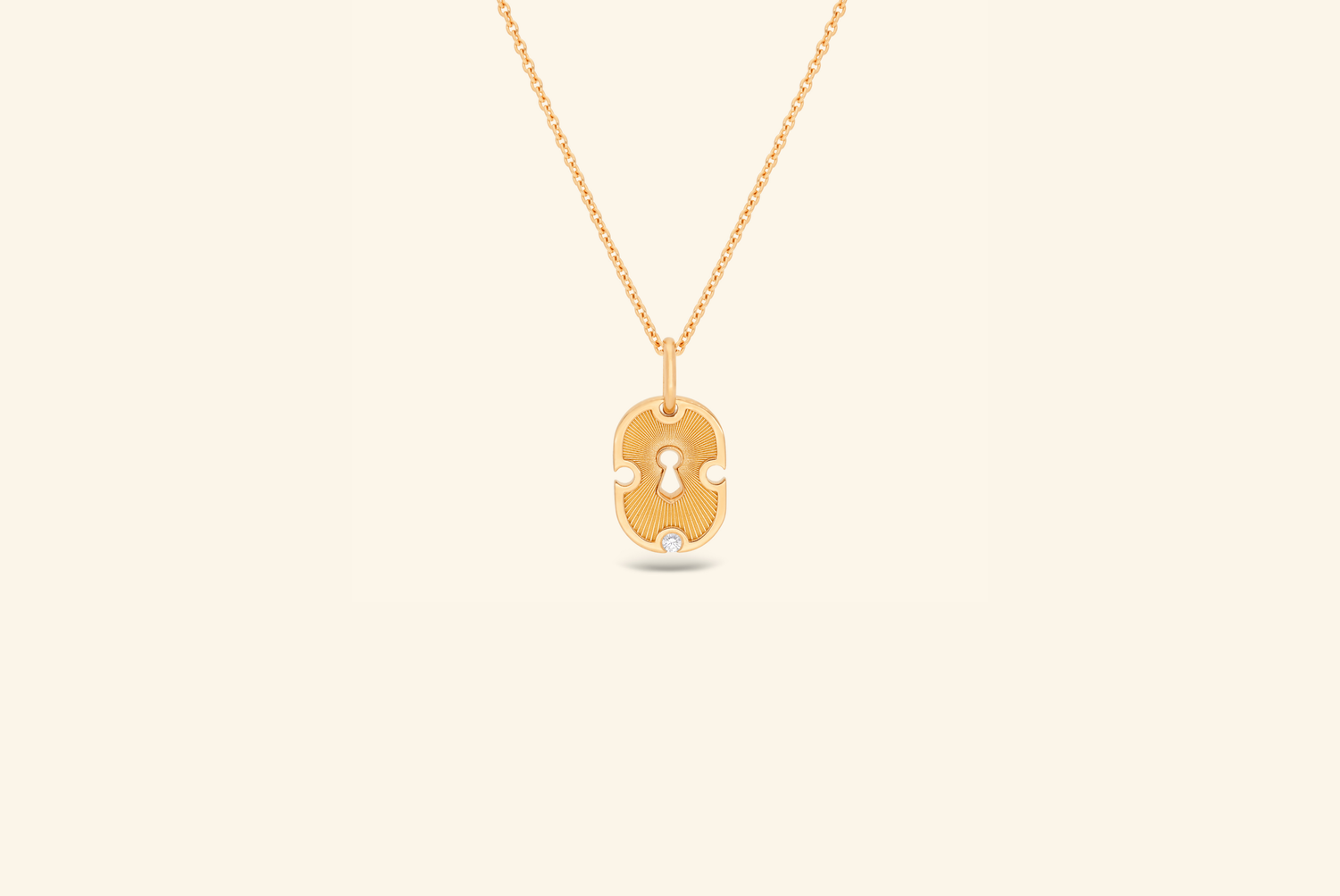 Unlock pendant, small model, yellow gold, diamond