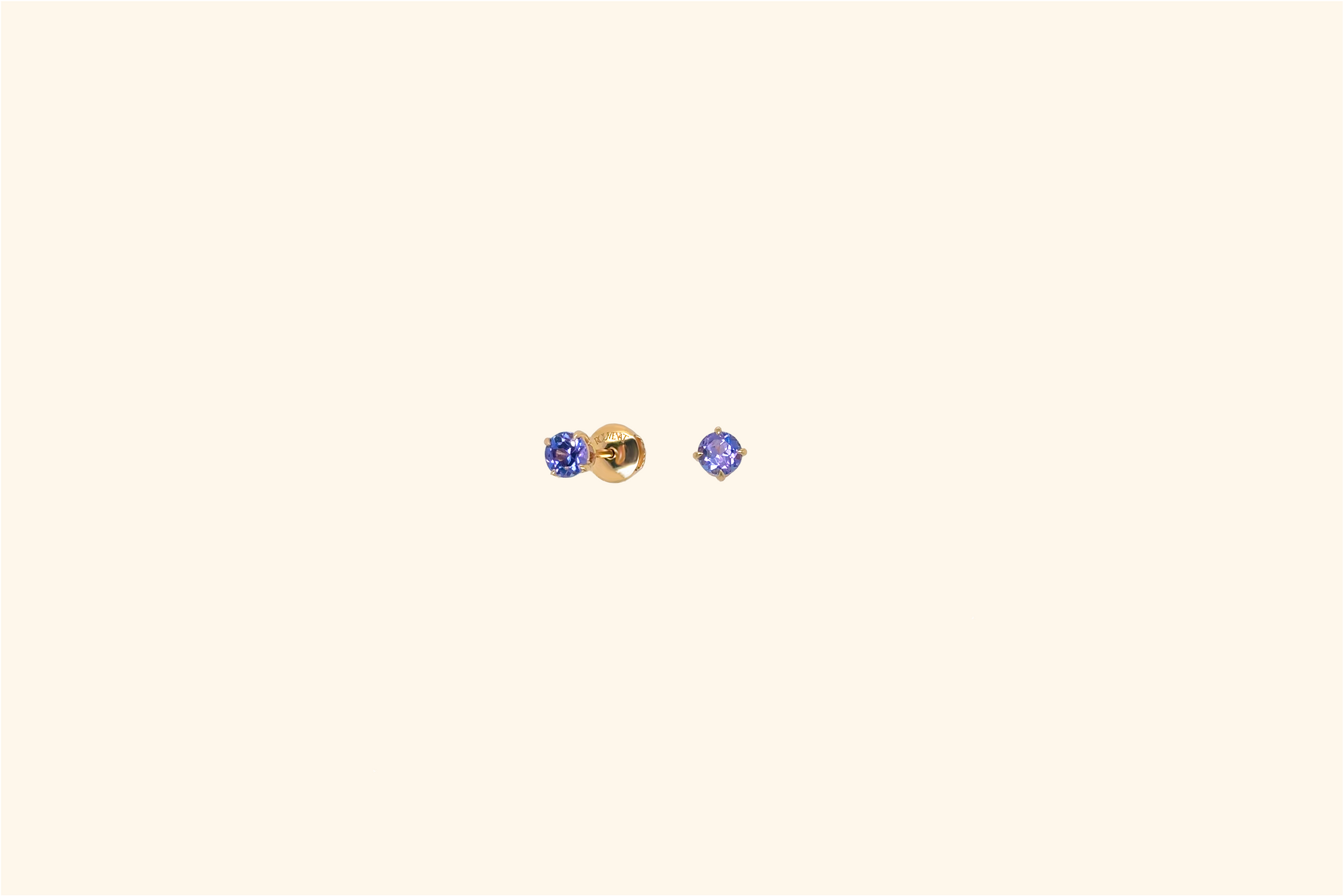 Puces d'oreilles, or jaune, tanzanite