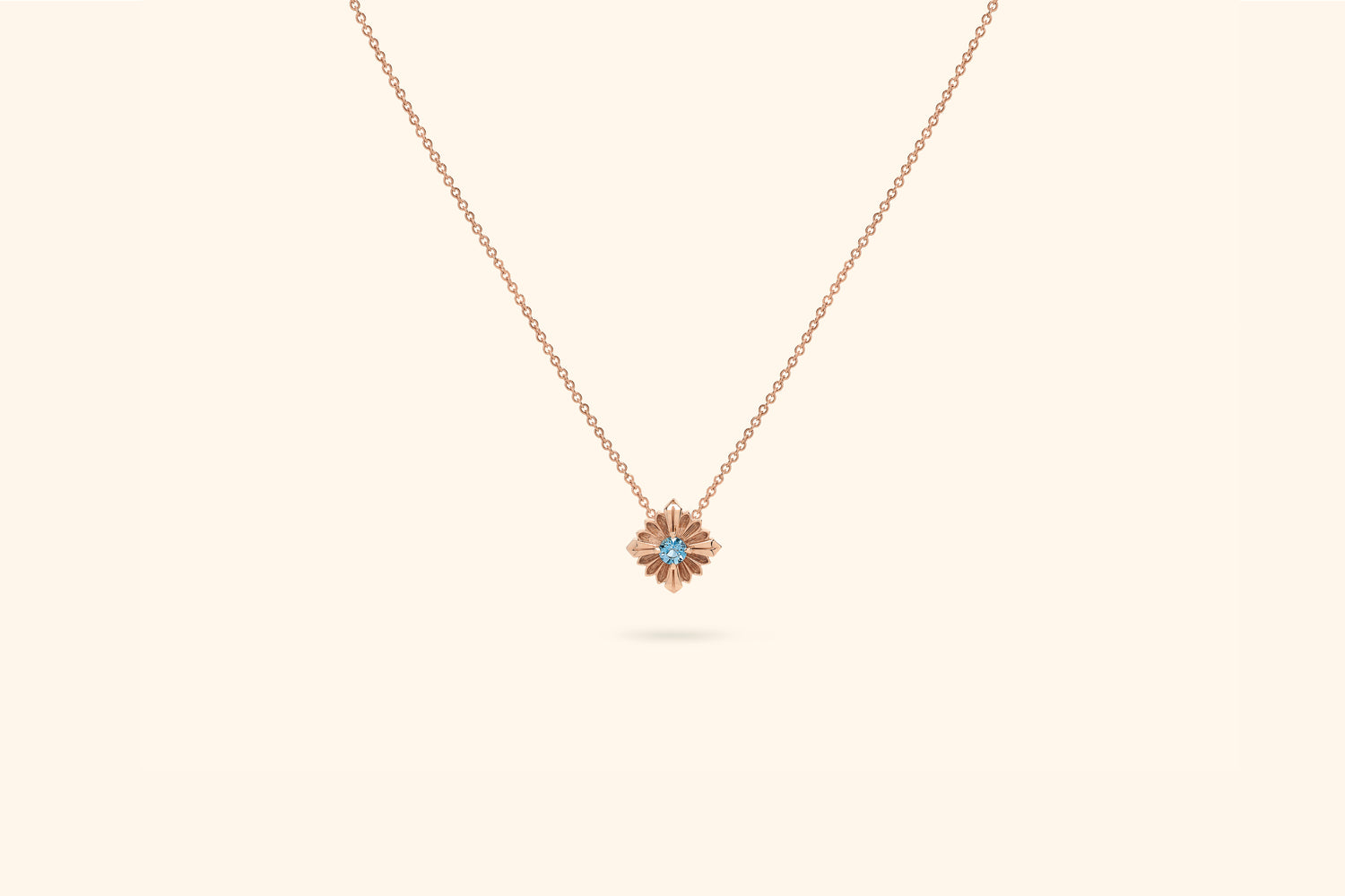Collier Stamp petit modèle, or rose, aigue-marine