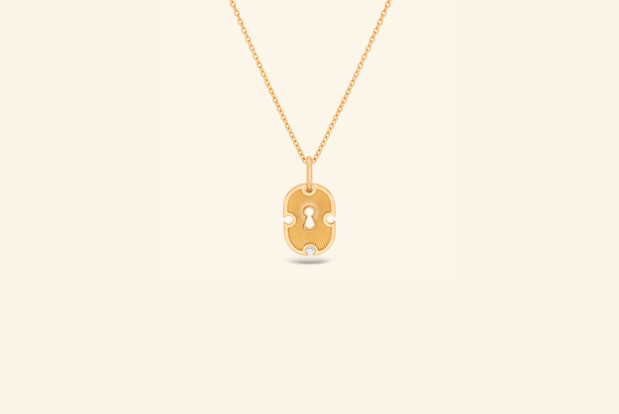 Unlock pendant, small model, yellow gold, diamond
