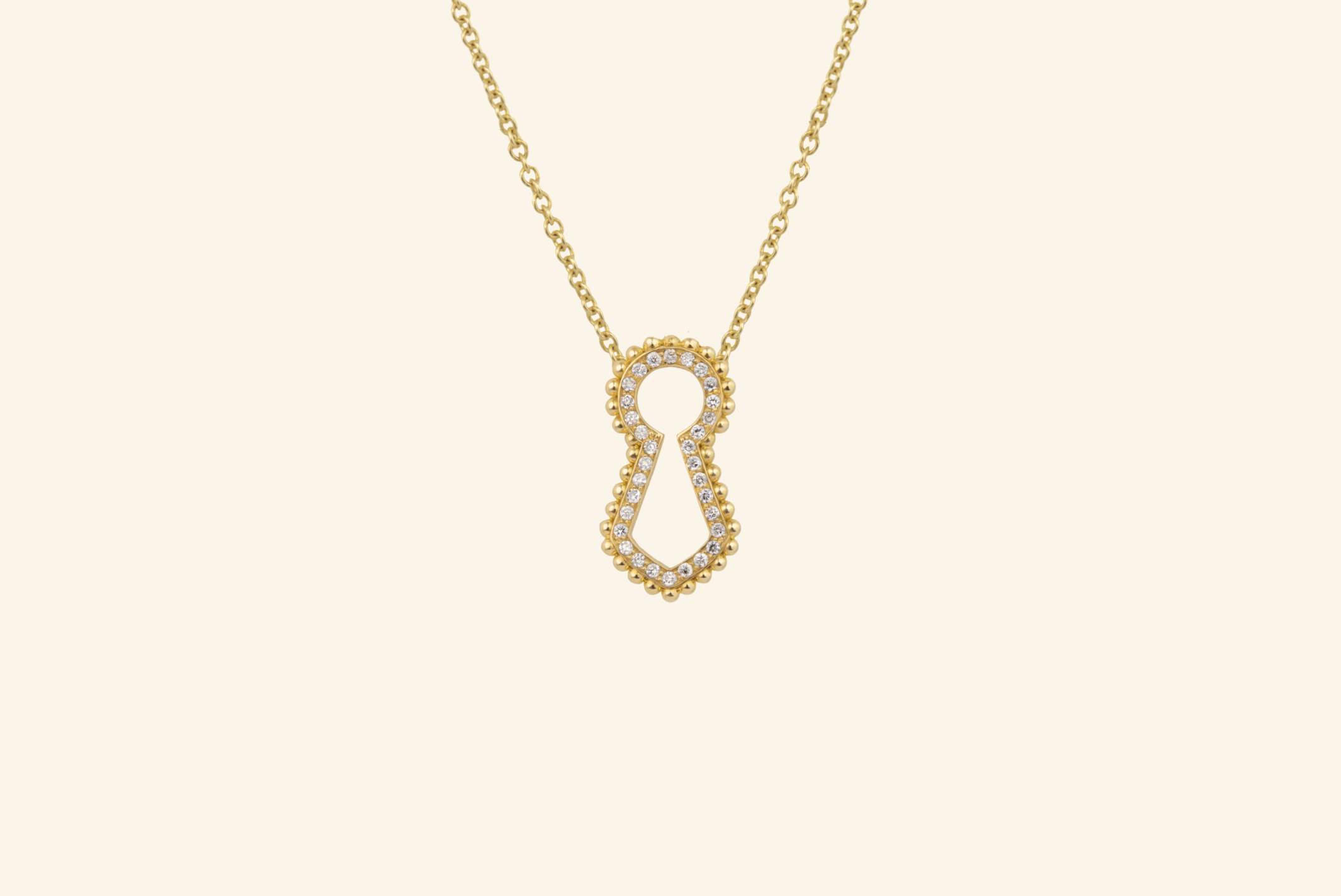 Unlock pavé pendant, large model, yellow gold, diamonds