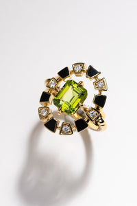 Bague Frame, or jaune, céramique noire, diamants, péridot